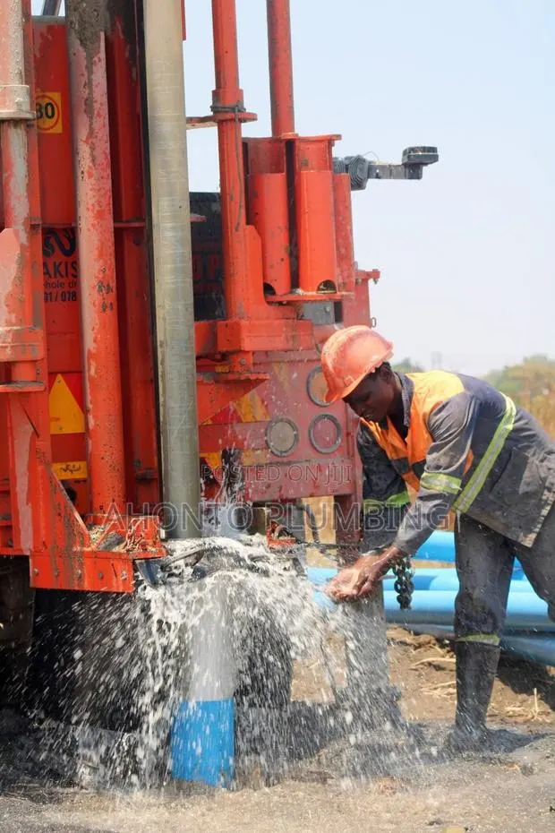 Borehole & Polytank Connection · Photo 1
