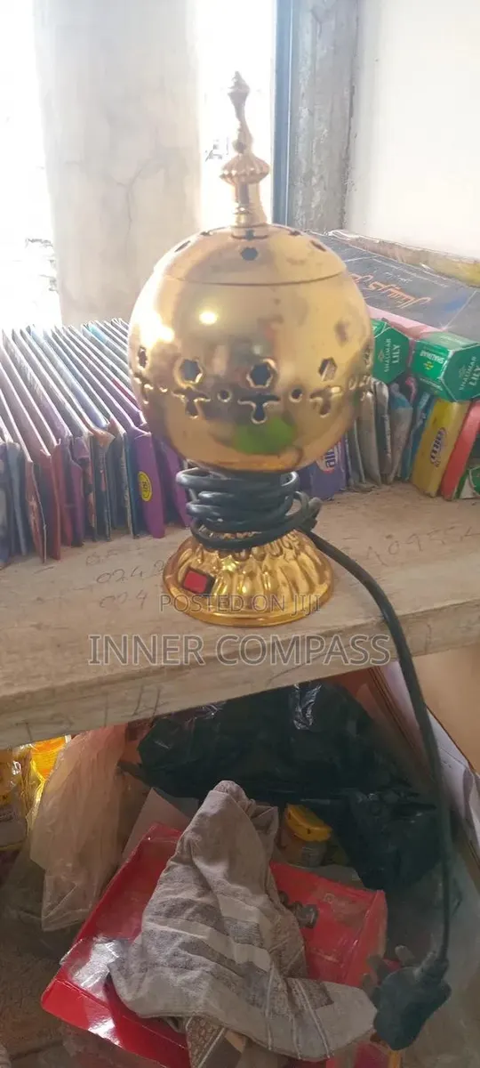 Elegant Electric Incense Burner - Golden Finish Small Size · Photo 1