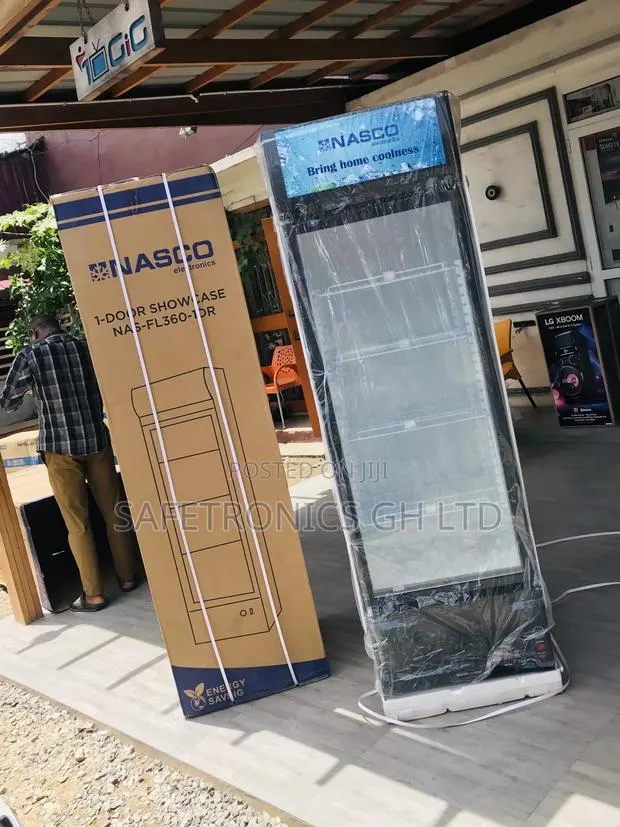 White Display Nasco Nasfl400-1dr Glass Singledoor Fridge · Photo 1