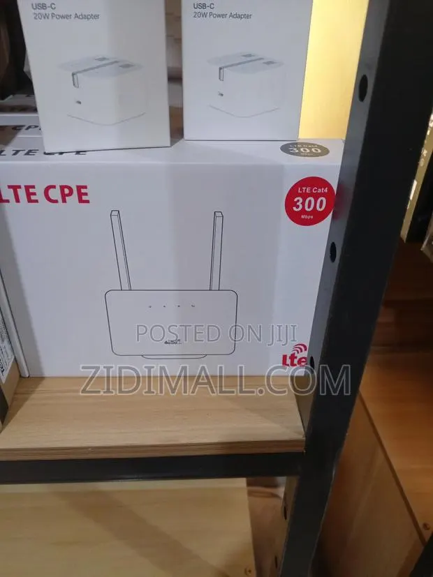 Universal 4g Router · Photo 1