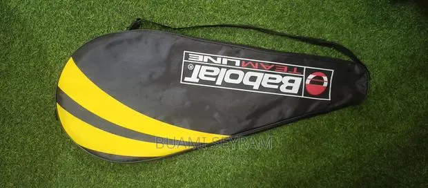 Long Tennis Racket · Photo 1
