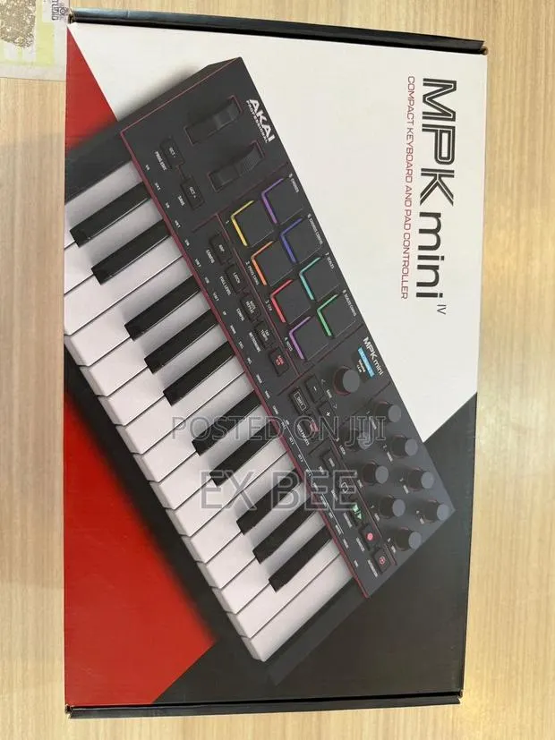 Akai MPK Mini Mk4 Usb-C Midi Keyboard Controller*Black* · Photo 1