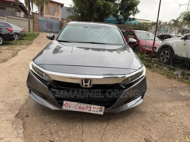 Honda Accord 2019 Gray · Photo 1