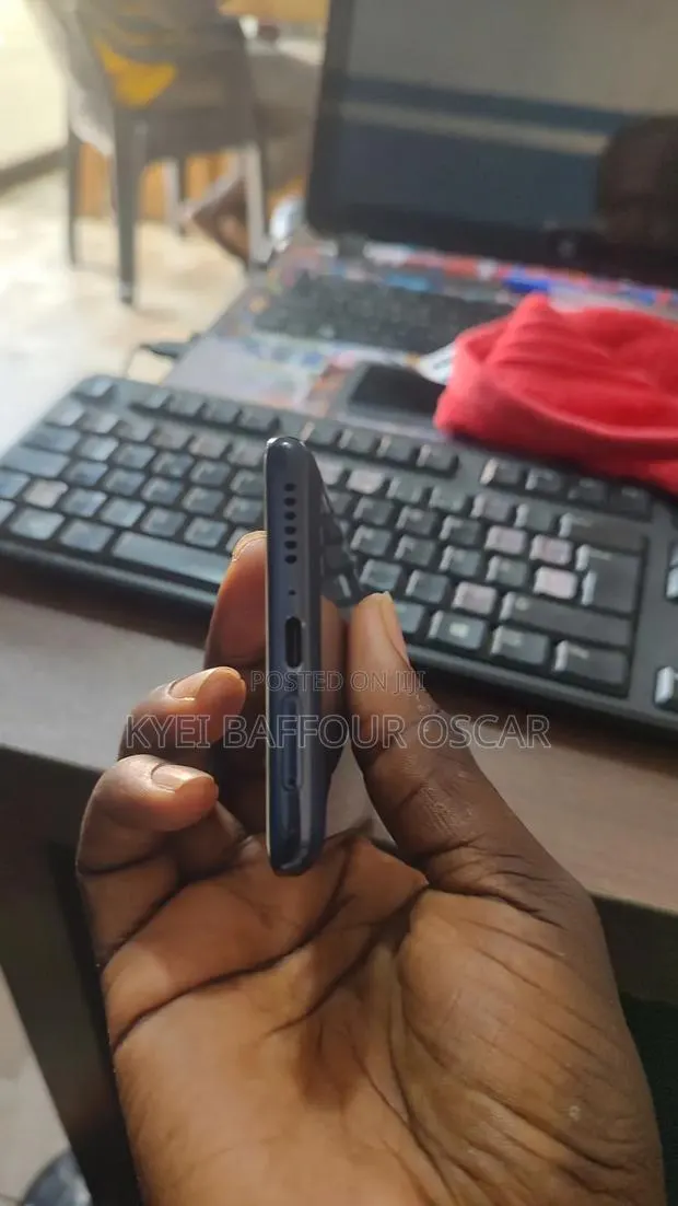 Motorola Edge Plus 256 GB Blue · Photo 1