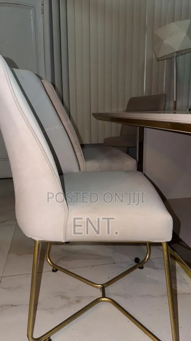 Dinning Set · Photo 1