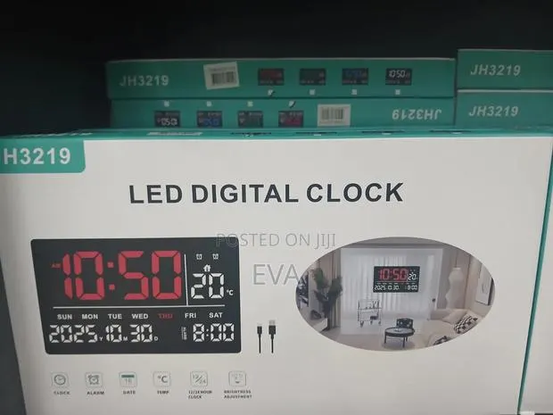 30*20 Cm Digital Clock · Photo 1