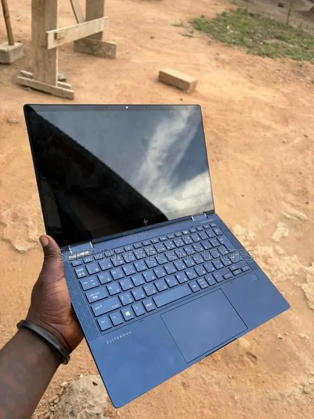 Laptop HP Elite Dragonfly x360 8th Gen 8GB Intel Core i5 SSD 256GB · Photo 1