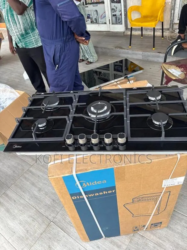 Midea Built-in 4 Burner Ceramic Hob · Photo 1