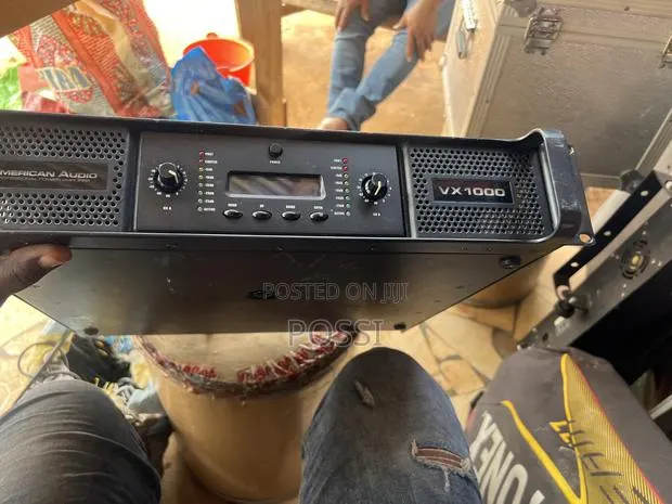 Power Amplifier From Uk · Photo 1