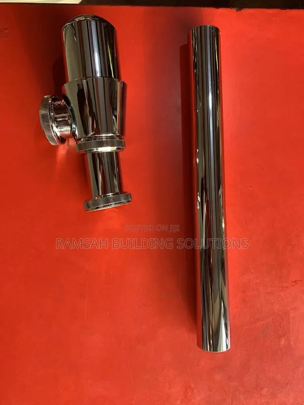Luxury Chrome Shower Mixer Set for Modern Bathrooms · Photo 3