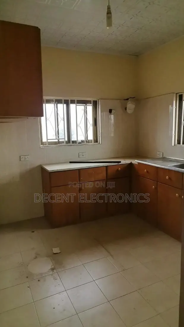 2bdrm Apartment in Yuyu Estate, Ngleshie Amanfro for rent · Photo 1