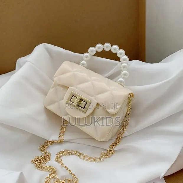 Kids Hand Bag · Photo 1