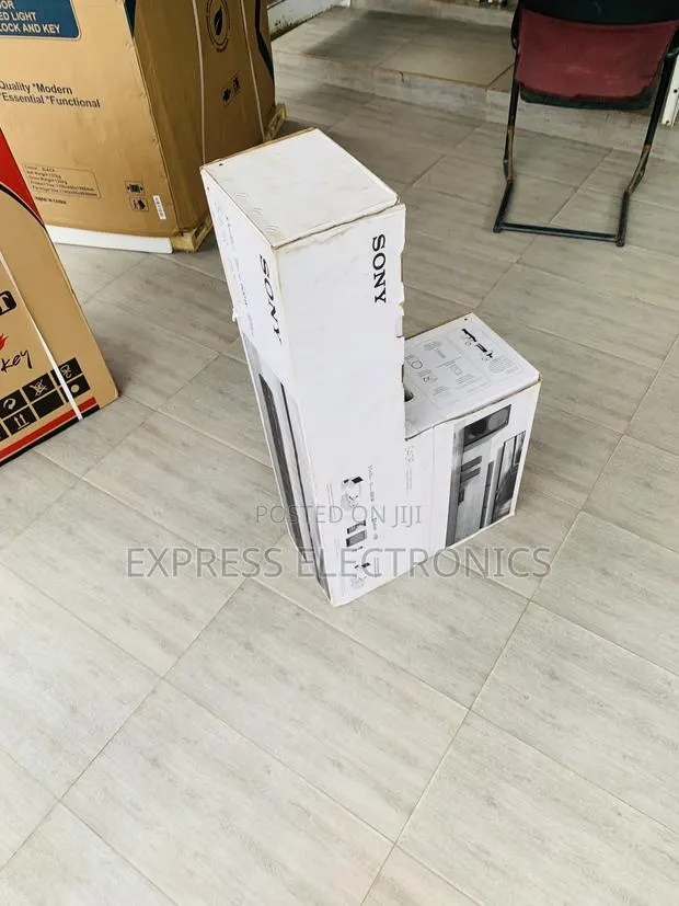 Newly in Box HT-S40R Home Theatre system.Powerful 600W, 5.1ch Surround · Photo 1