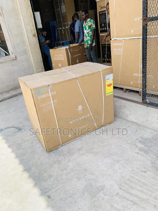 Choose Grey New Samsung 287l Chest Freezer (Ri70f29v1gagh) Grey · Photo 1