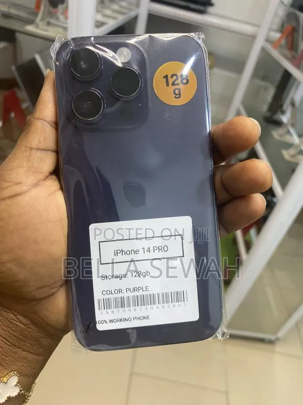 Apple iPhone 14 Pro 128 GB Black · Photo 1