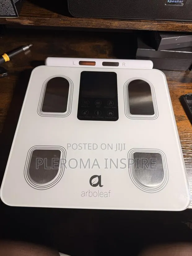 Smart Bluetooth Body Weighing Scale · Photo 1