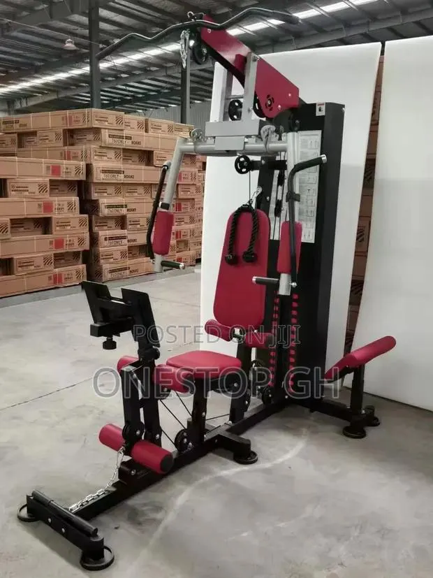 Heavy-duty Multi-station Station With Leg Press · Photo 1