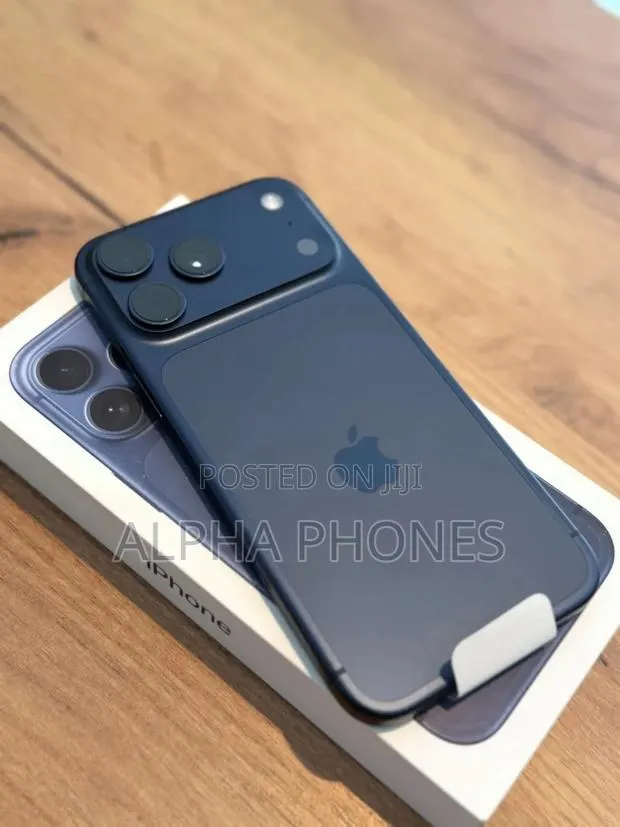 Apple iPhone 17 Pro Max 512 GB Blue · Photo 1