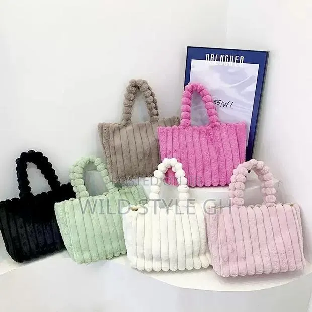 Quality Fluffy Tote Bags · Photo 1