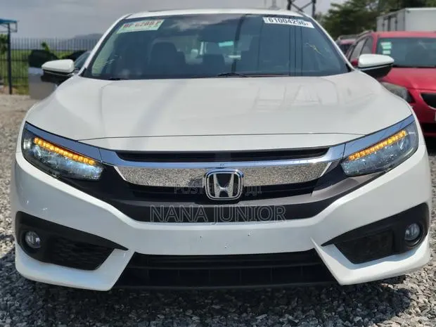 Honda Civic Touring 4dr Sedan (1.5L 4cyl) 2016 White · Photo 1