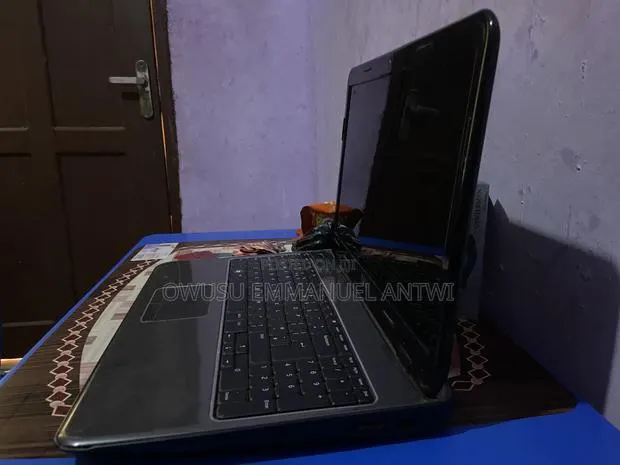 Laptop Dell Inspiron 15 4GB Intel Core i3 HDD 128GB · Photo 1