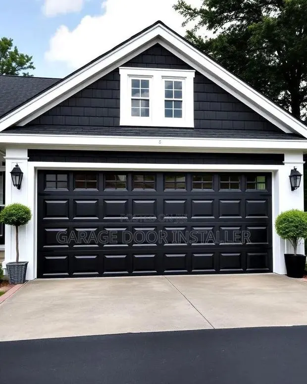 Garage Door With Fanlight · Photo 1