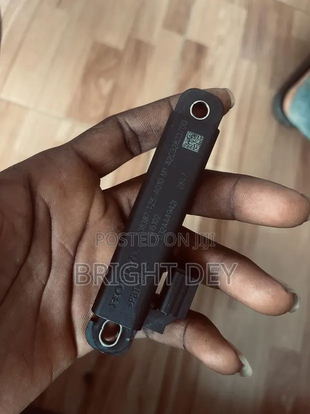 ACURA, CIVIC,ACCORD Keyless Entry System Antenna · Photo 1