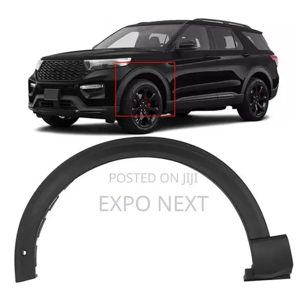 Ford Explorer 2020-2023 Fender Flare Moulding · Photo 1