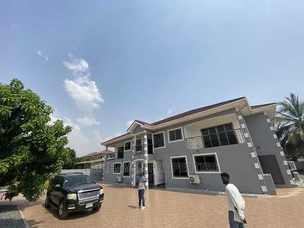 Fully Furnished 3 Bedrooms Apartment at East Legon · Photo 1