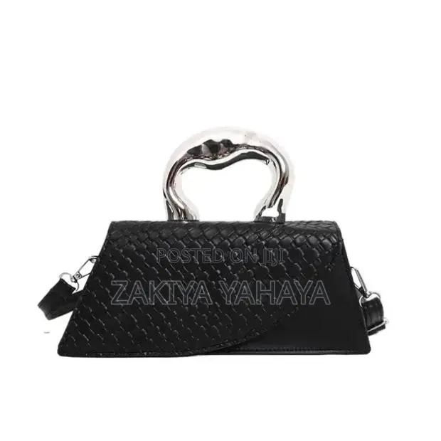 Quality and Affordable Ladies Bags · Photo 1