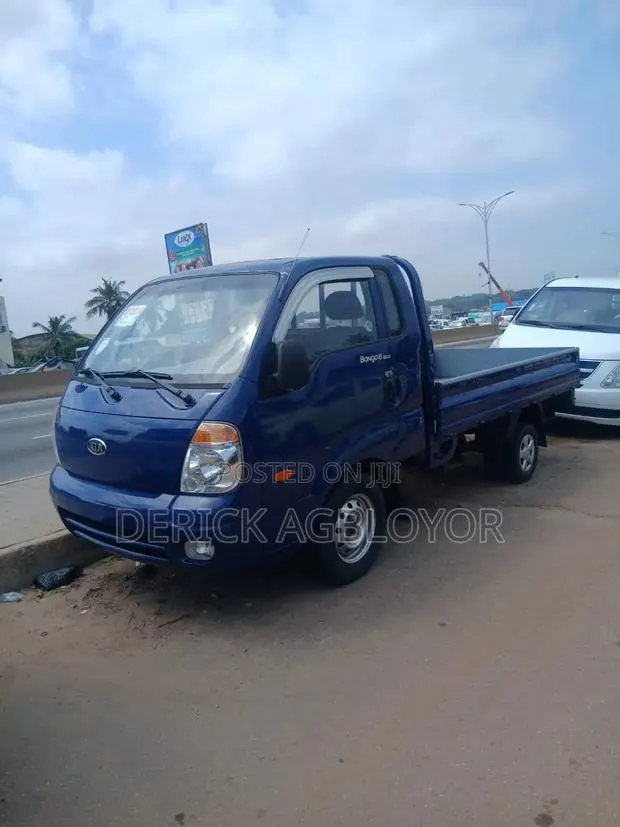Neat Kia Bongo · Photo 1
