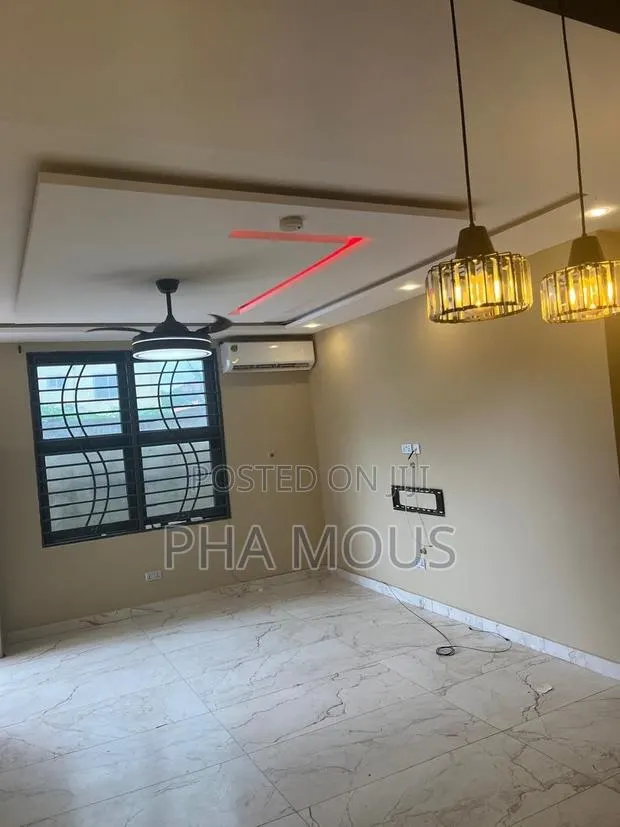 2bdrm Apartment in Israel Park for rent · Photo 1