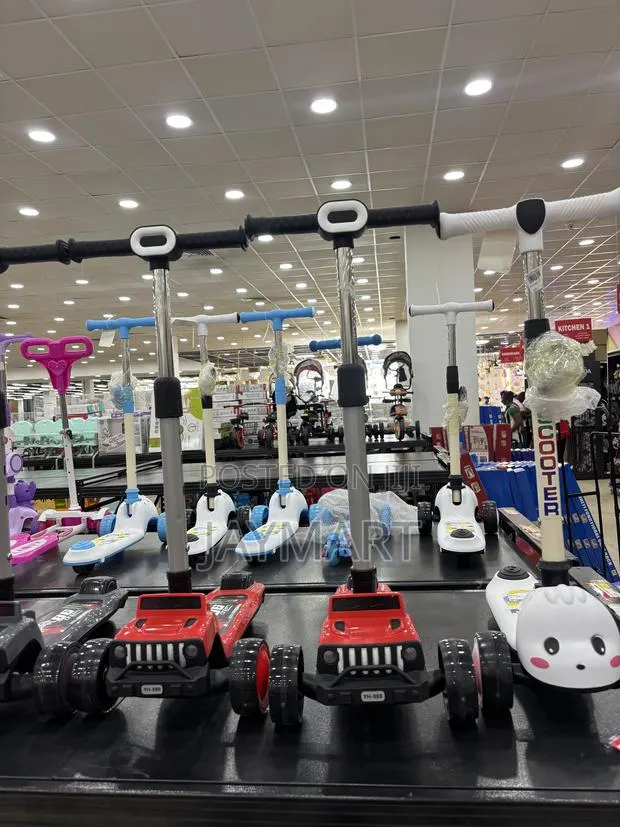 Mini Kids Scooter · Photo 1