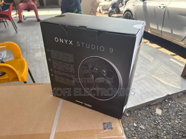 Onyx Studio 9 Elite, Atmosphere-Filling Audio · Photo 1