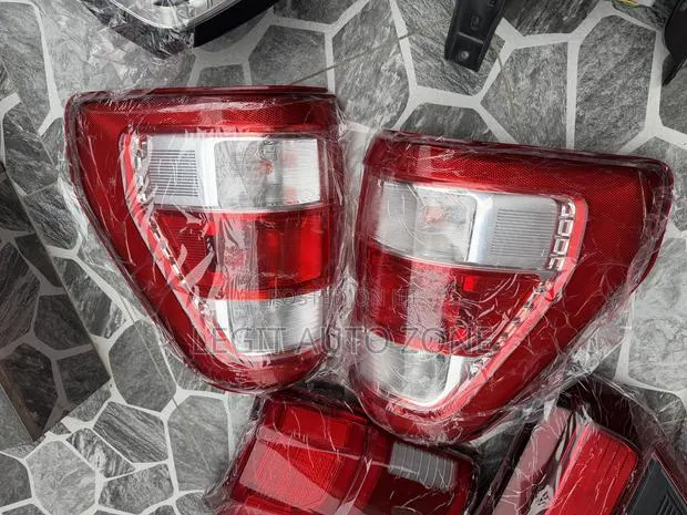 Ford F150 2022,2023,2024,2025, Taillights Normal · Photo 1