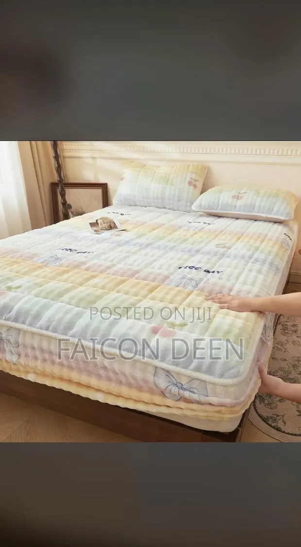 Upgrade Your Mattress Instantly With This Cozy Fluffy Mattress Covers · Photo 1