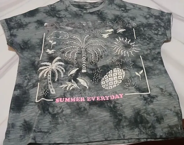 Girls M S Glitter Cartoon Top · Photo 1