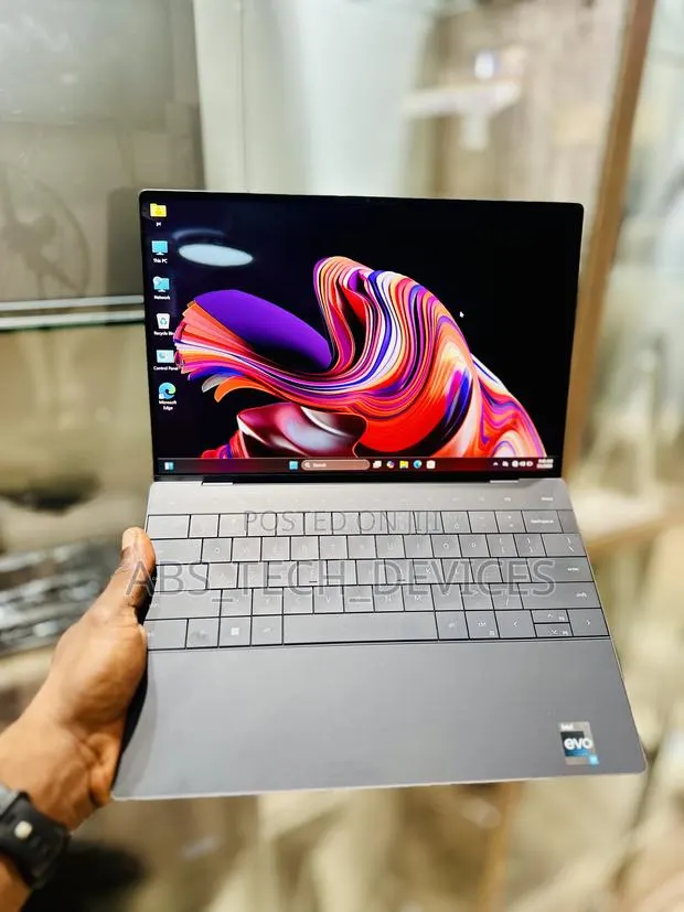 Laptop Dell XPS 13 9320 16GB Intel Core i7 SSD 512GB · Photo 1