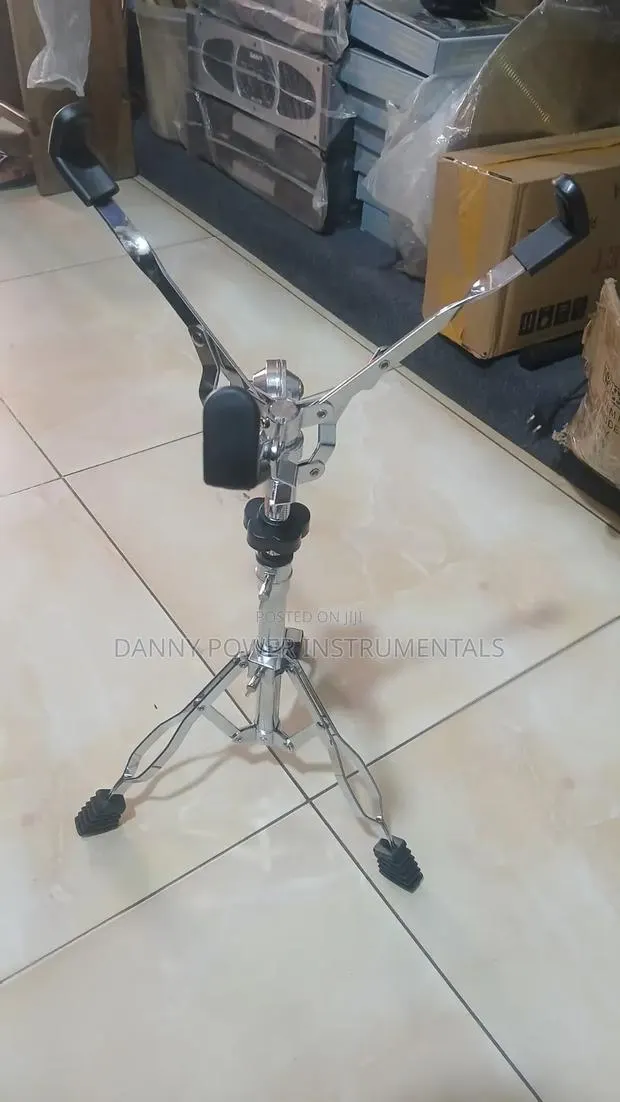 Yamaha Snare Drums Stand · Photo 1