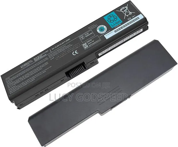 Toshiba Satellite PA3817U · Photo 1