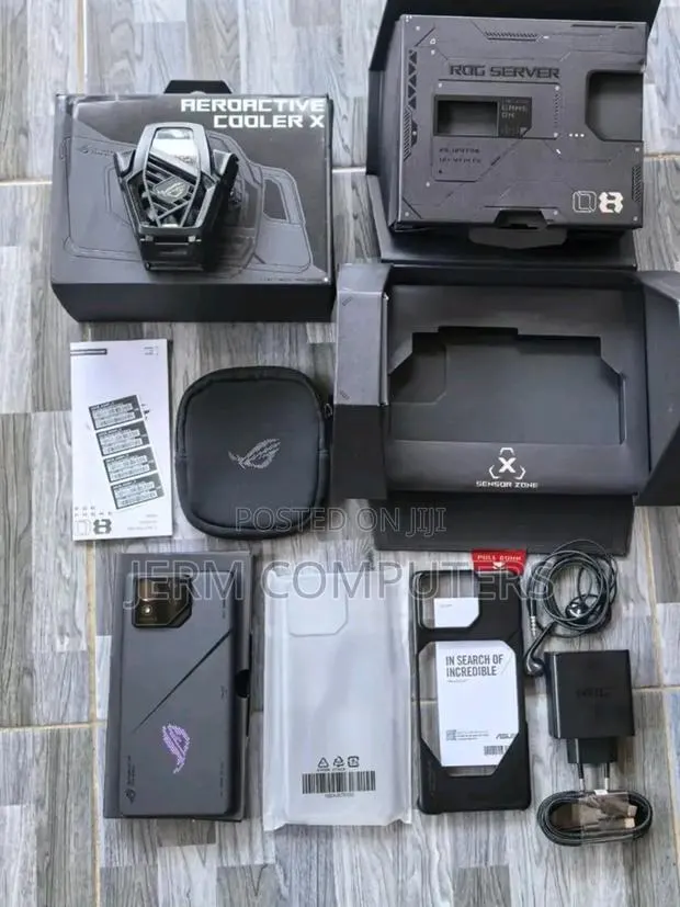 New Asus ROG Phone 8 Pro 512 GB Black · Photo 1