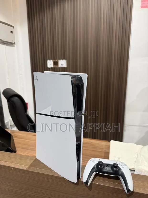 PlayStation 5 Slim Digital · Photo 1