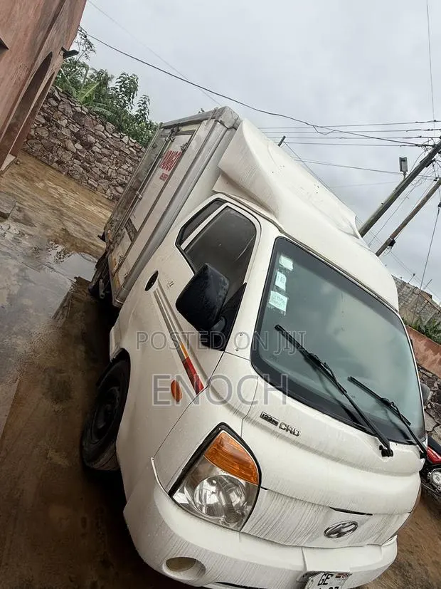 Hyundai H-100 Porter · Photo 1