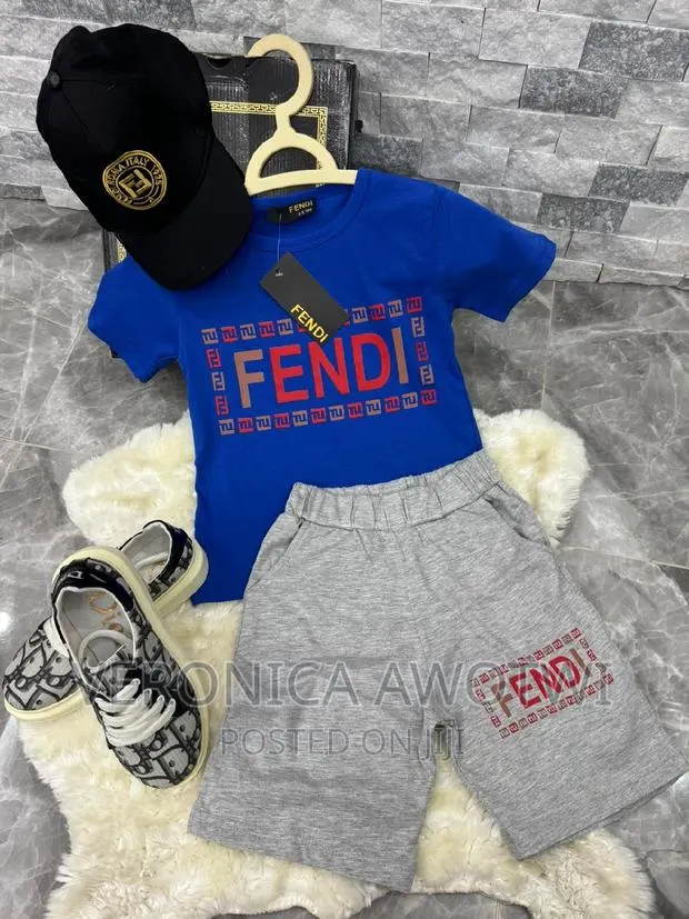 Fendi Causal W Cap · Photo 2