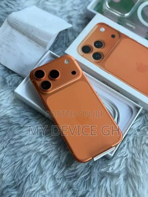 New Apple iPhone 17 Pro Max 512 GB Orange · Photo 1