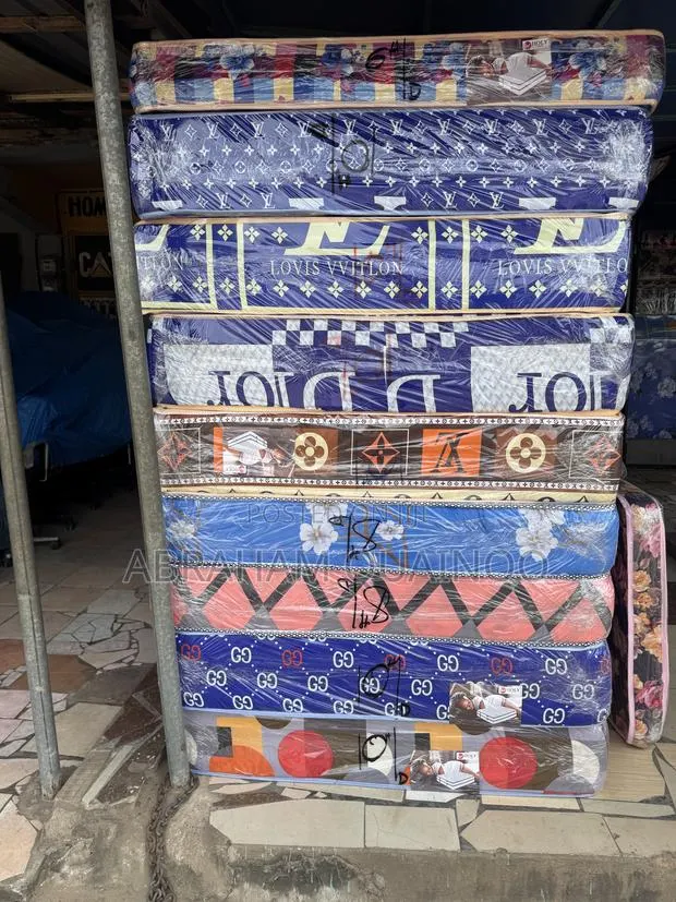 10inches Double Mattress for Sale · Photo 1