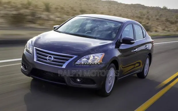 Nissan Sentra 2013-15 Headlight Pair · Photo 1