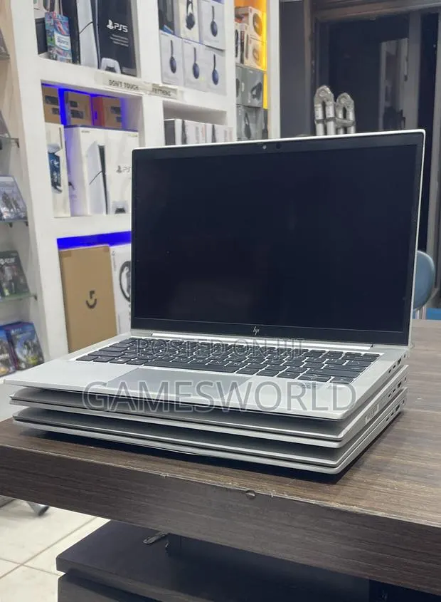 Laptop HP EliteBook 830 G7 8GB Intel Core i5 SSD 256GB · Photo 1