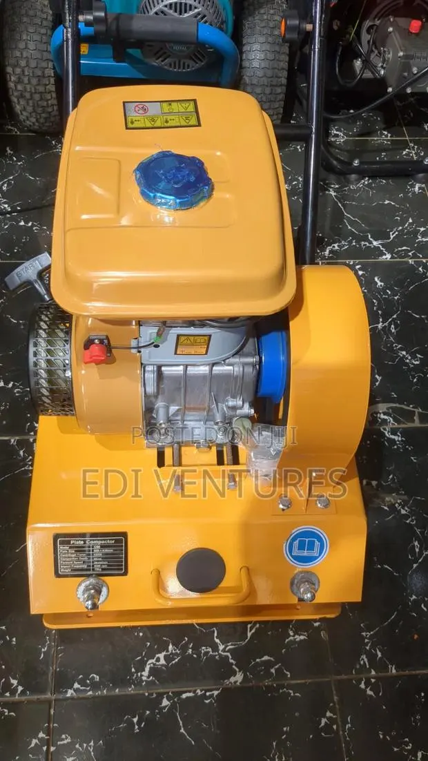 Plate Compactor · Photo 1