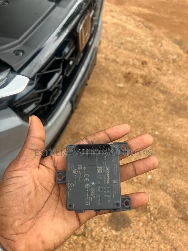 Honda CR-V 2023-2024-2025 Cruise Control (ACC) Distance Radar Sensor · Photo 1